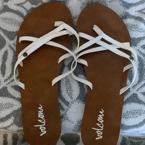 Like new Volcom sandals